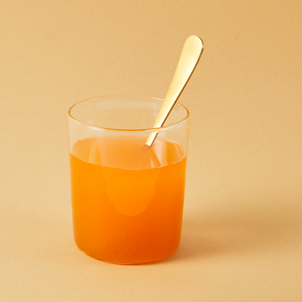 Sparkle Gut Powder in liquid